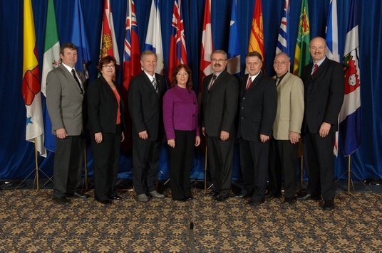 Federal and provincial ministers of Agriculture pose together in Toronto
